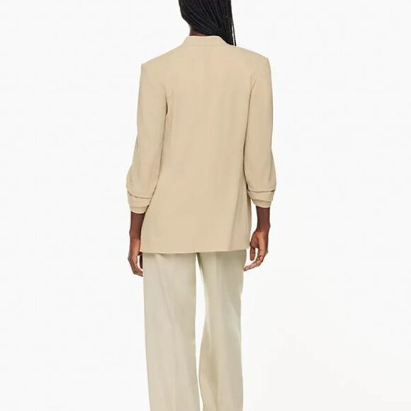 BABATON | Aritzia Power hip length blazer | Size 00 - Picture 2 of 4